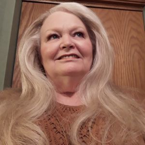 Meet your Posher, Candy